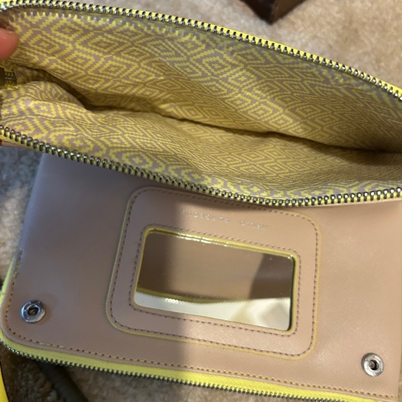 Clutch - Picture 5 of 7